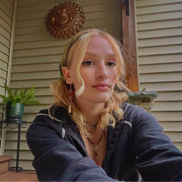 Meet your Posher, Alison - Picture 6 of 6